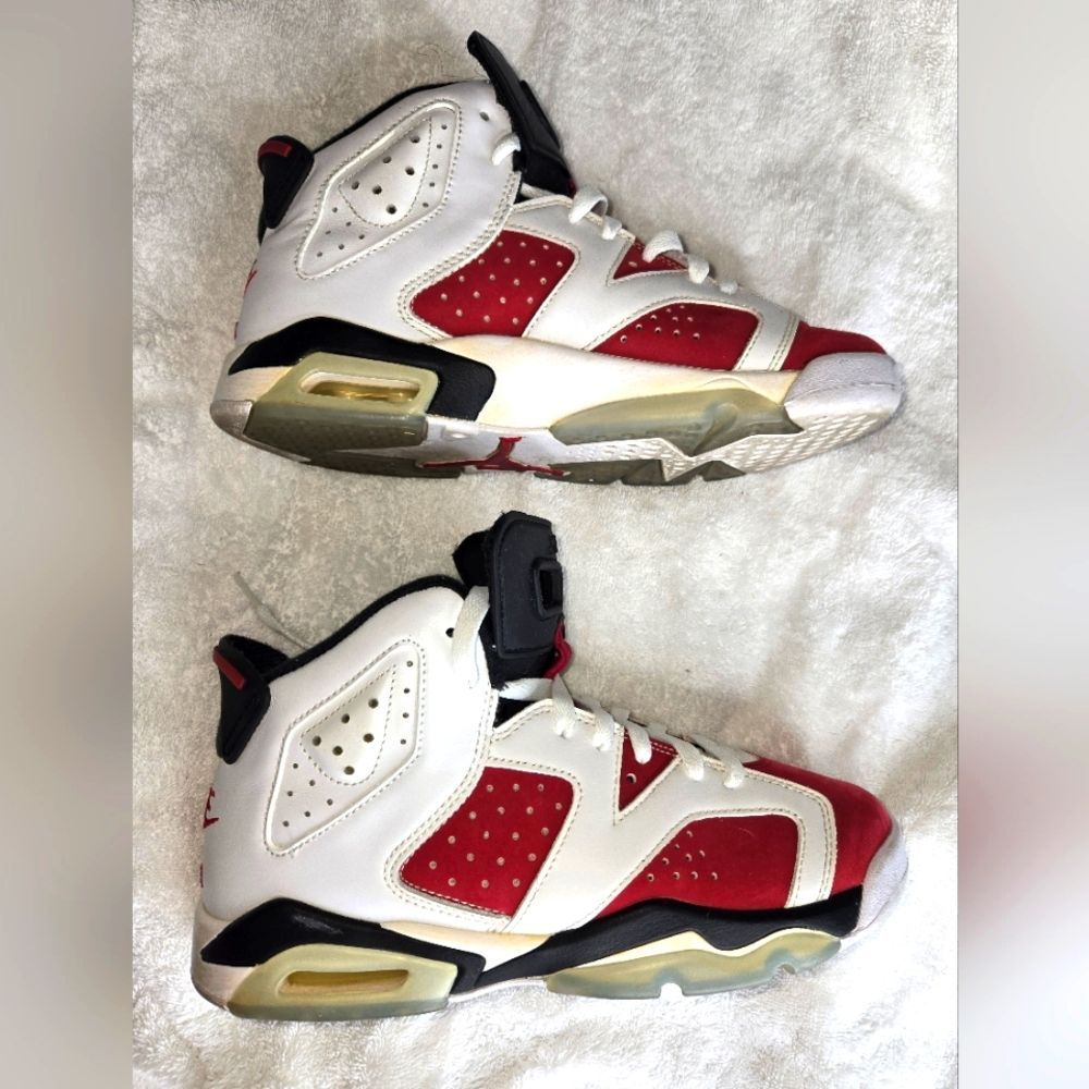 Nike Jordan Retro 6 (Carmine), Sz 6y, Red & White.